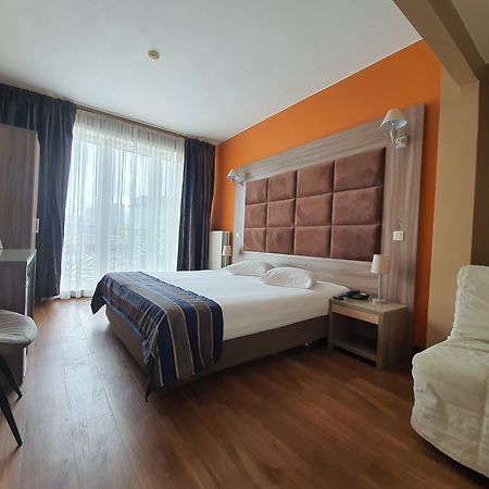 Hotel Midi-Zuid Bruxelles Extérieur photo